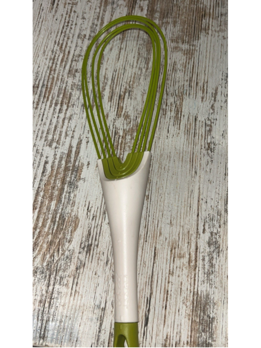 Rotating plastic egg beater multifunctional manual egg mixer